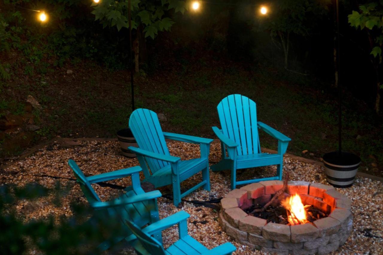 Cozy Retreat - Hot Tub, Fireplace & Fire Pit Blue Ridge